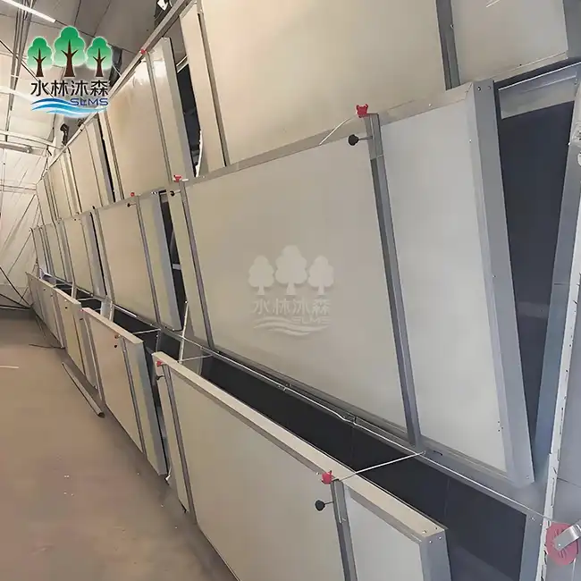 Chicken House Ventilation Guide Vane